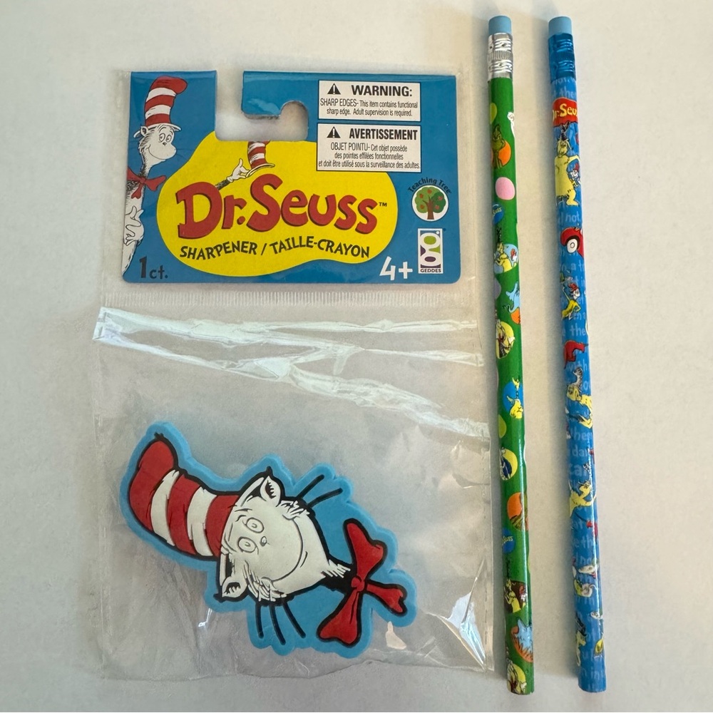 Dr. Seuss Cat in the Hat Pencil Sharpener & 2 pencils collectible school teacher
